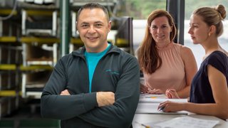 Schlotterer Karriere Personen bei der Arbeit
