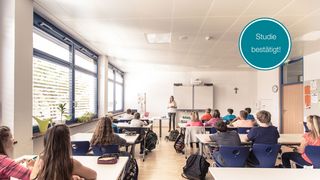 Klassenzimmer PMU Klassenzimmer mit Raffstore