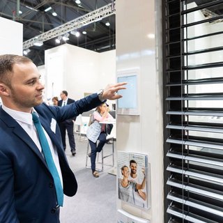 Beratung auf Schlotterer Messestand